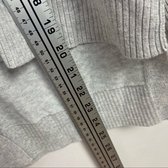 Athleta Silk Light Heatehred Grey Highlands Crossback Sweater Size XXS Soft Knit - Picture 14 of 15